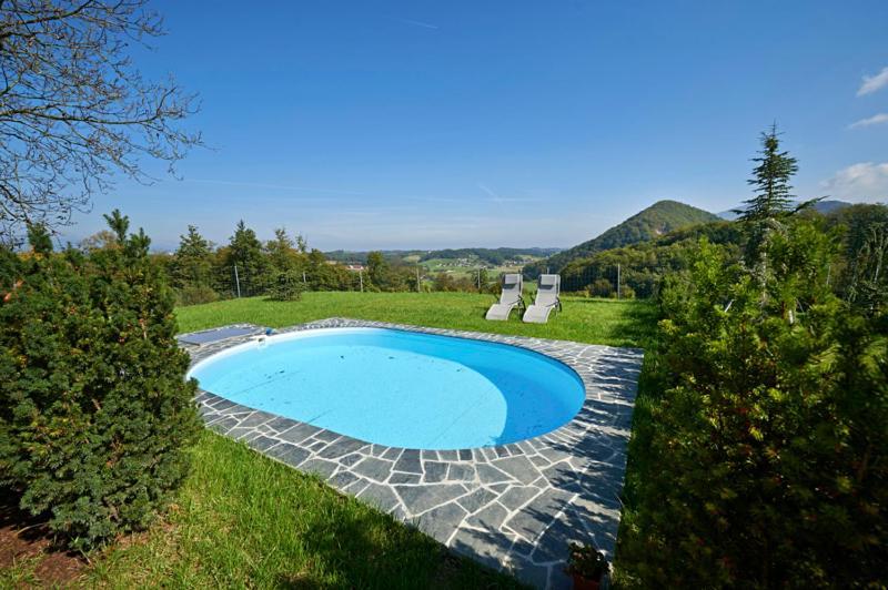 Farmhouse Lipoglav Loče pri Poljčanah Exteriör bild