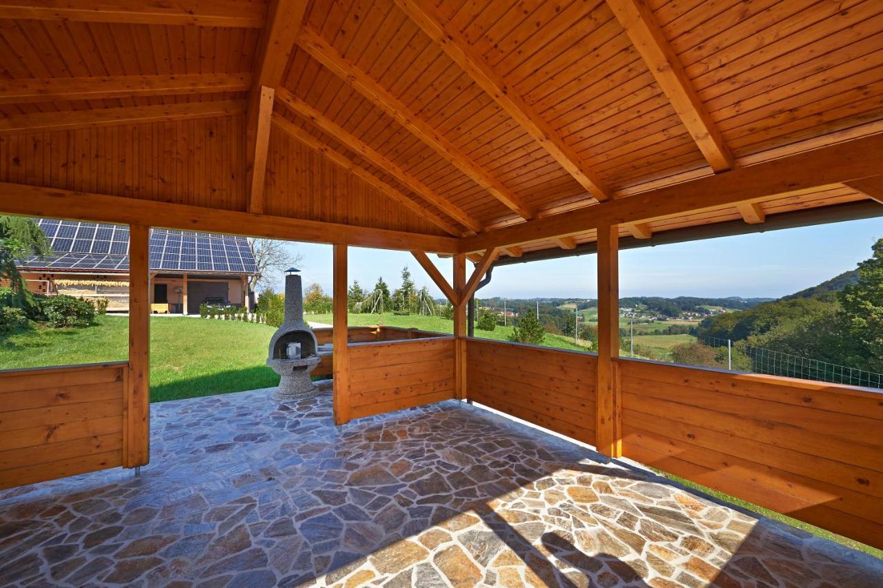 Farmhouse Lipoglav Loče pri Poljčanah Exteriör bild
